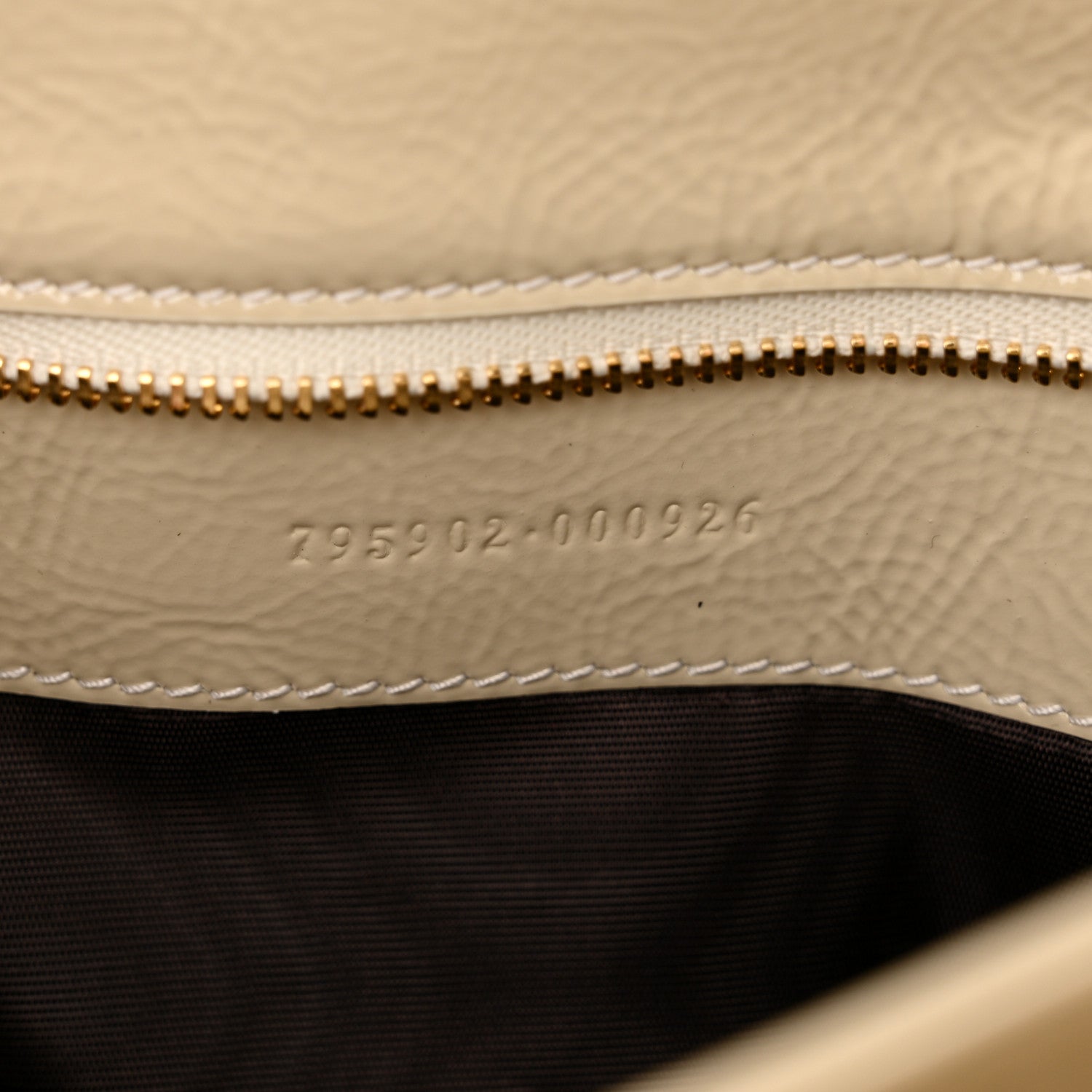 Gucci Skipper Calf Ultralight GG Soft Small Chain Bag Ivory