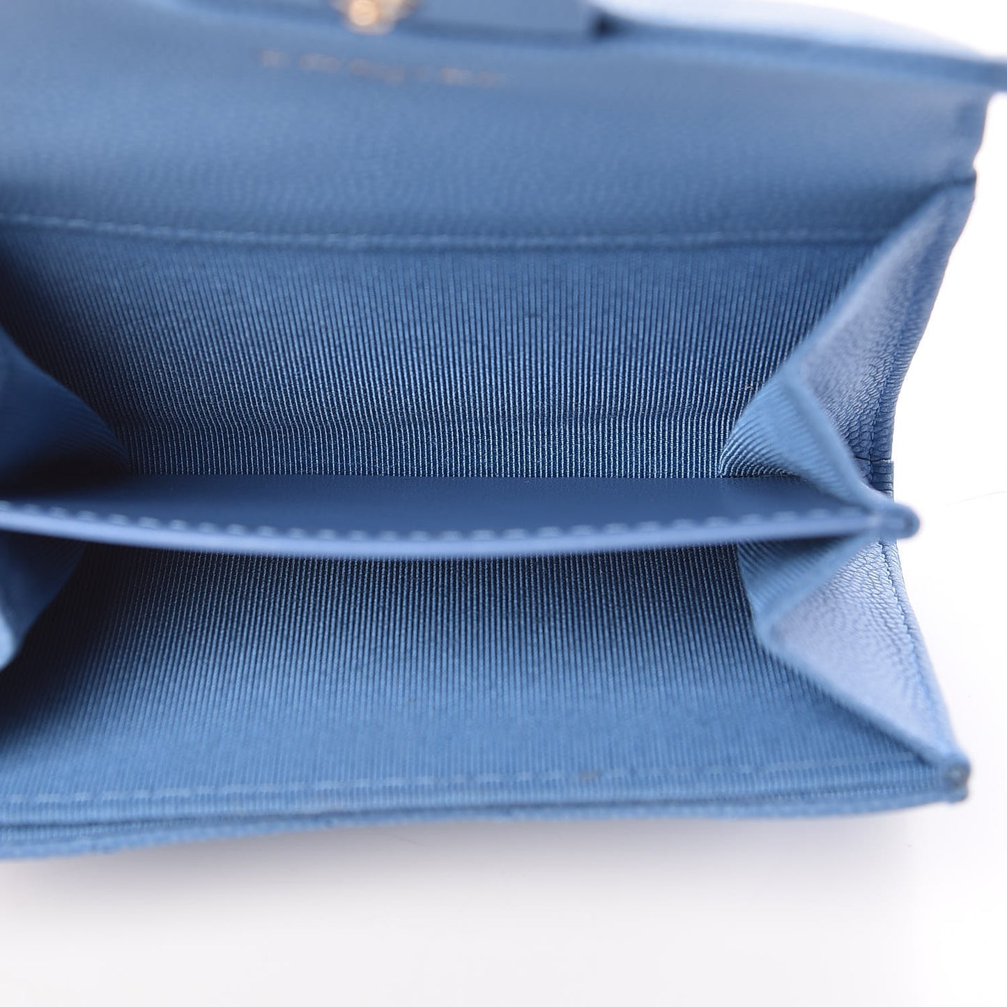 Caviar Chevron Quilted Card Holder Blue
