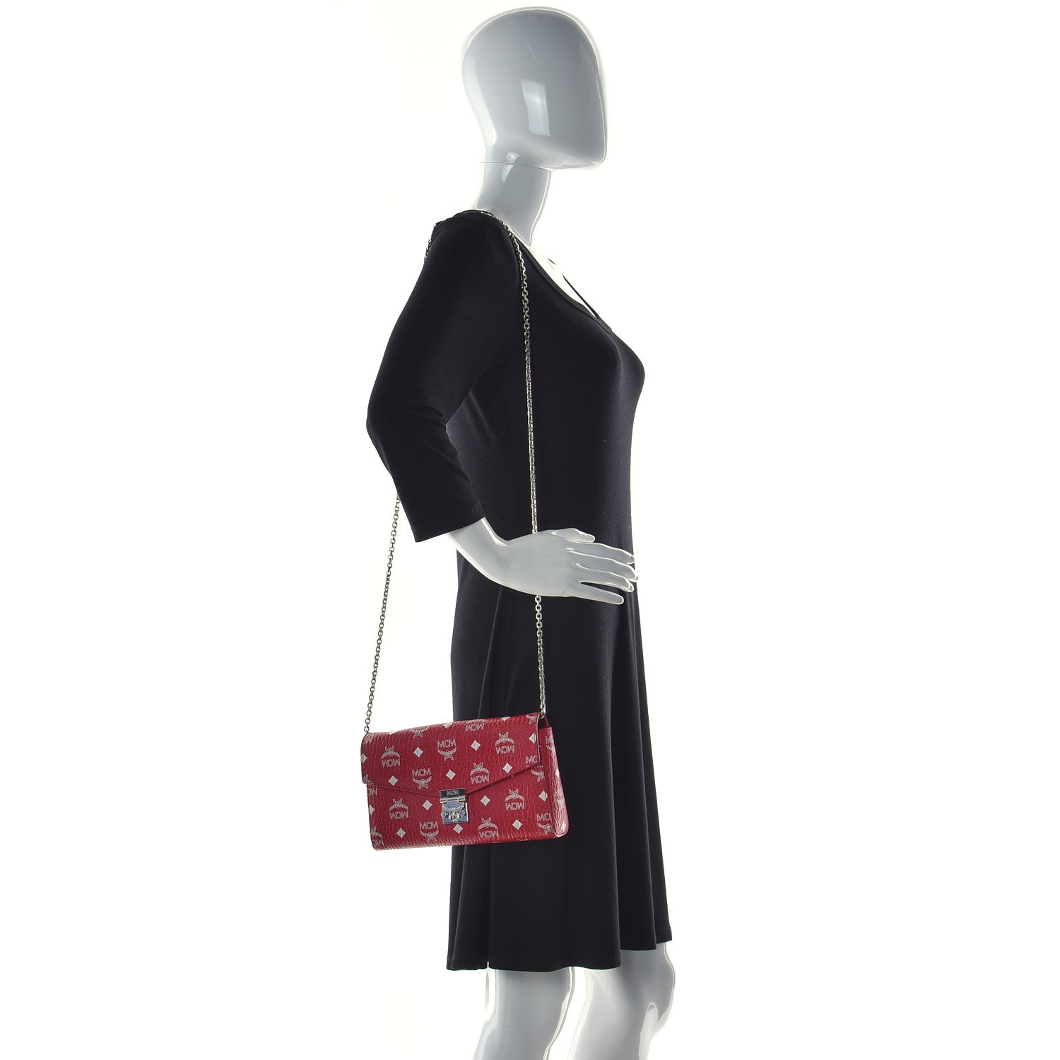 MCM Visetos Patricia Wallet On Chain Red 2 of 13