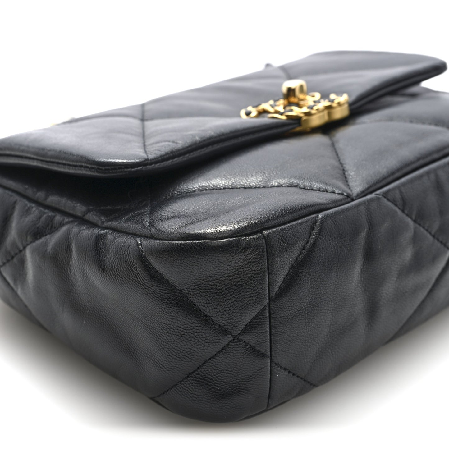 Goatskin Quilted Medium Chanel 19 Flap Black