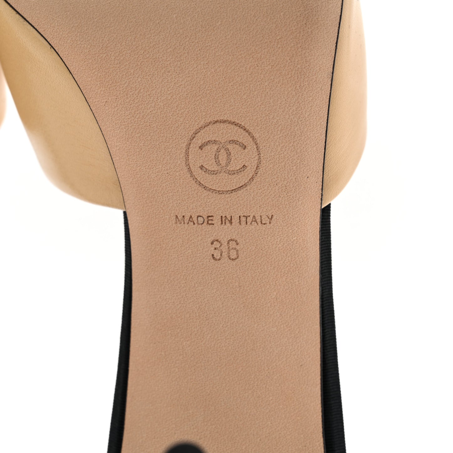 Goatskin Grosgrain Cap Toe Pearl Mule 36 Beige Black
