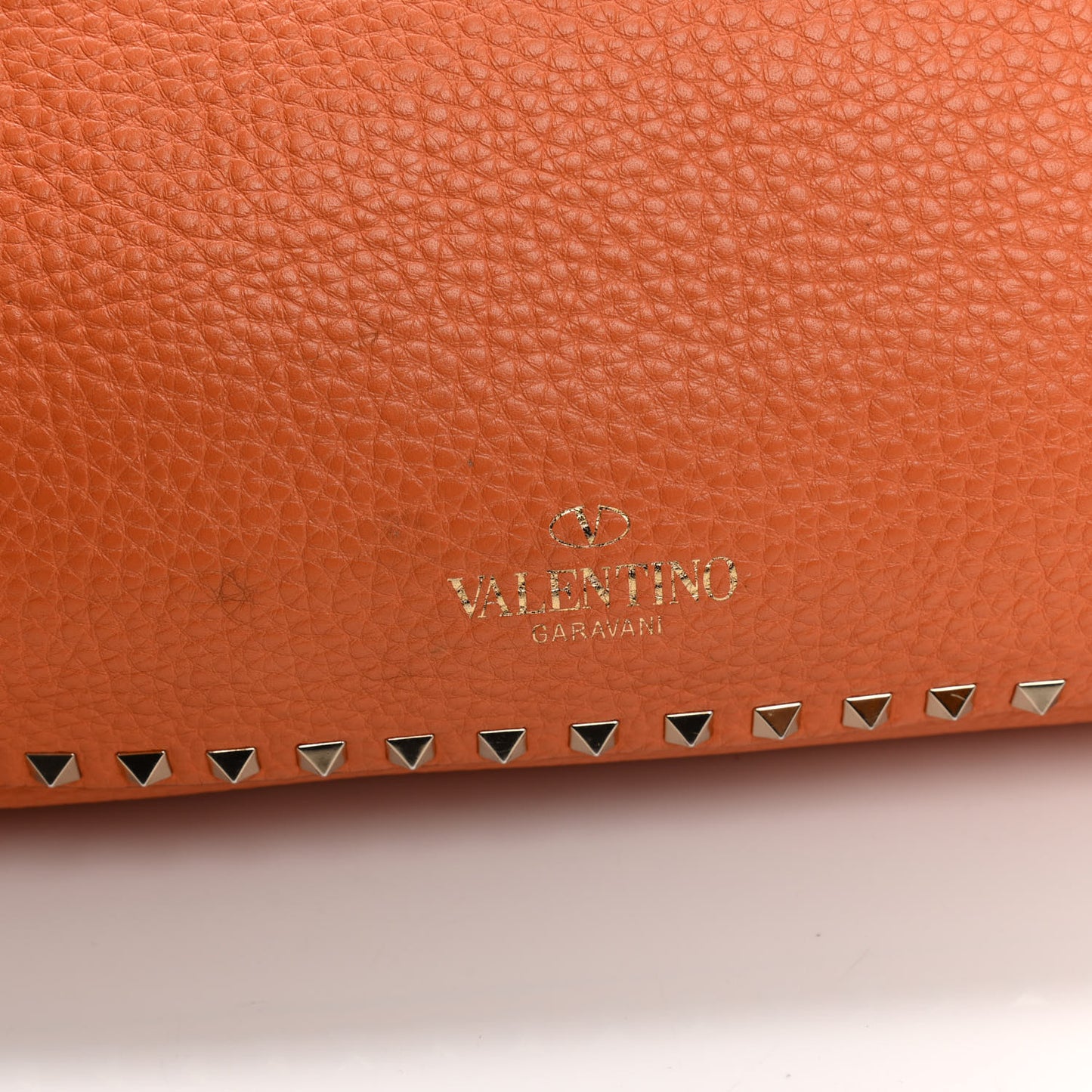 Pebbled Calfskin Medium Rockstud Tote Melon Sorbet