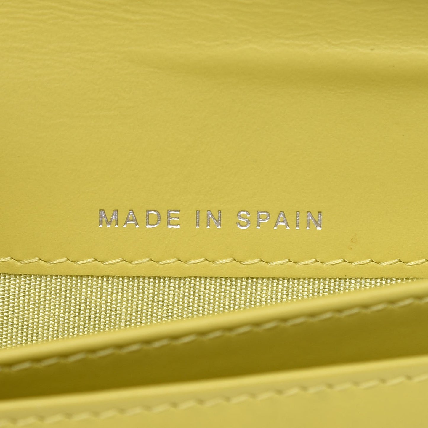 Caviar Timeless CC Yen Wallet Yellow
