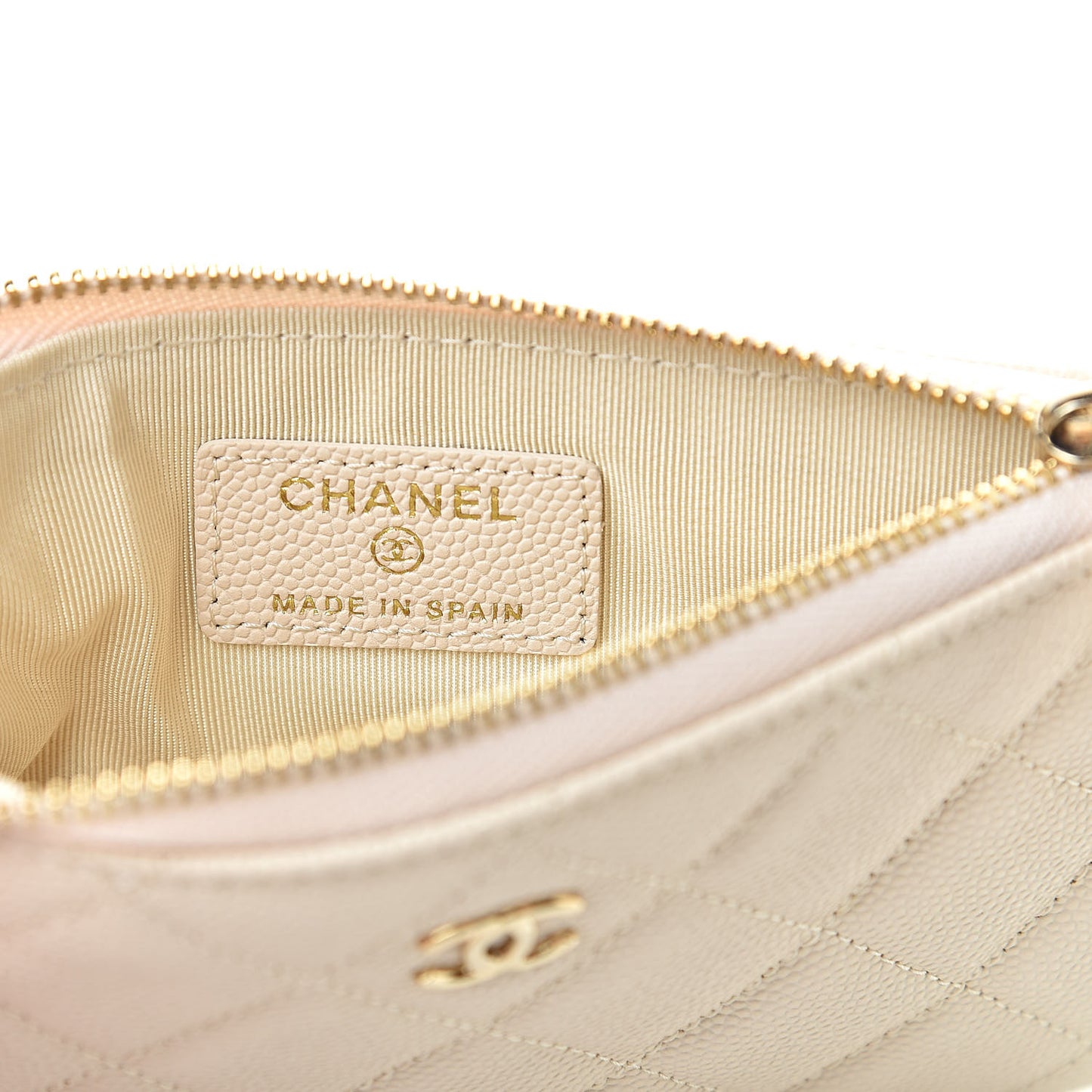 Caviar Quilted Small Cosmetic Case Beige