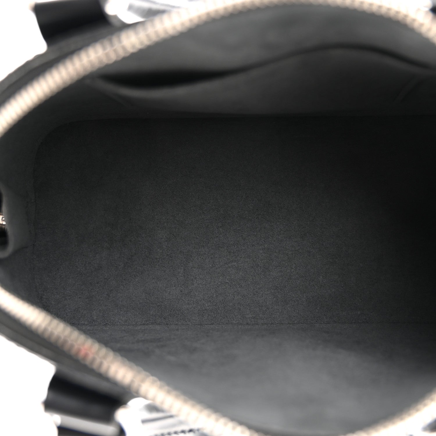 Louis Vuitton LOUIS VUITTON Epi Alma BB Black 5 of 9