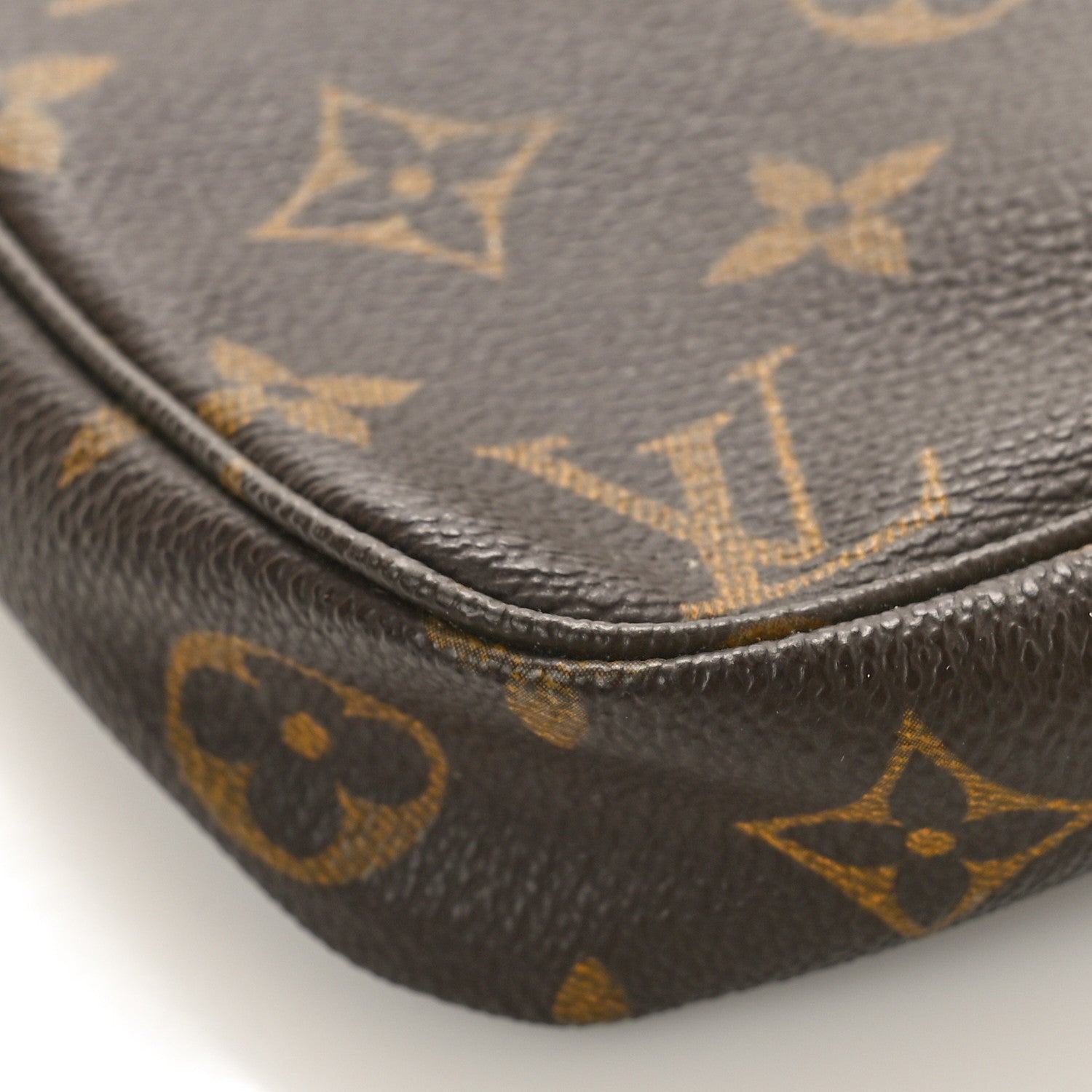 Louis Vuitton Monogram Pochette Accessories 8 of 10