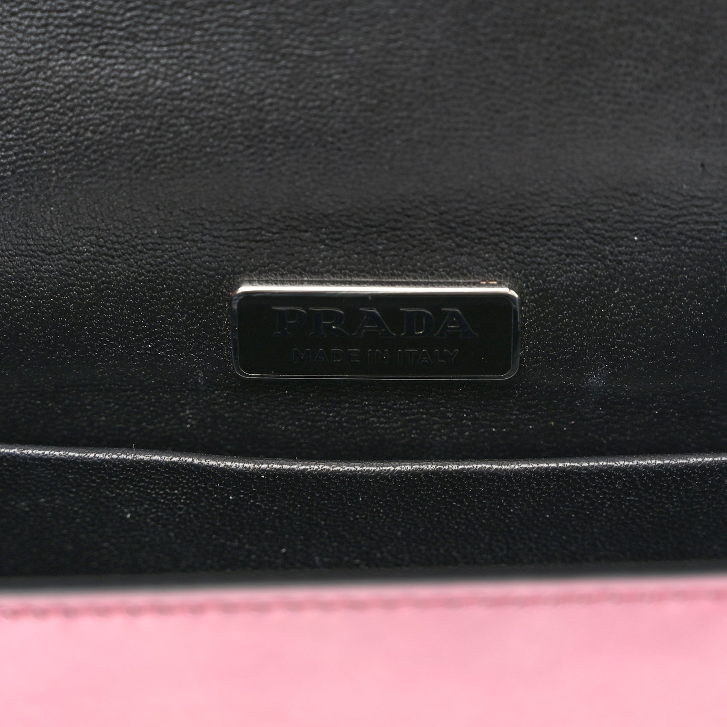 Metallic Vitello Saffiano Cahier Bag Ibisco Black