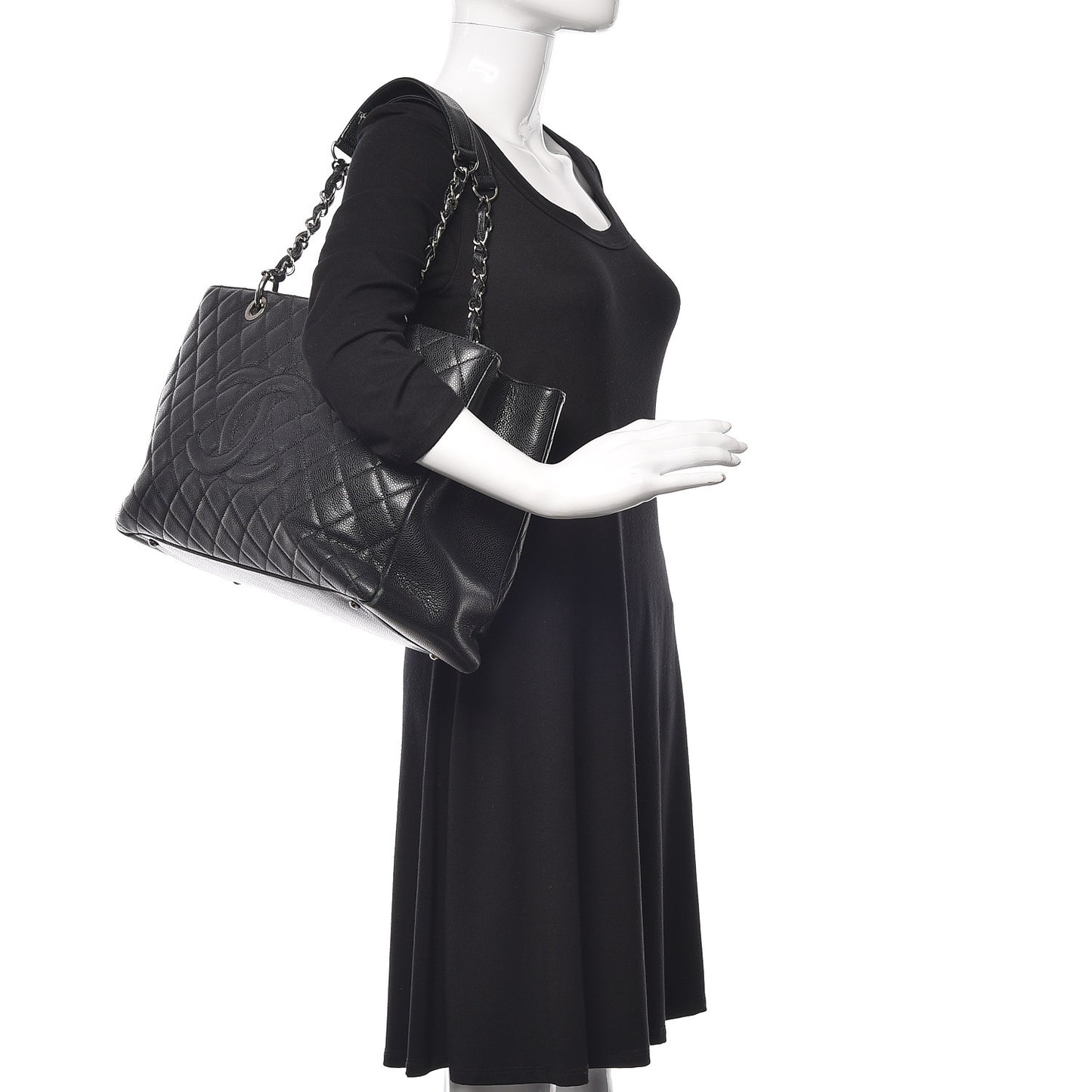 Caviar Quilted XL Grand Shopping Tote GST Black