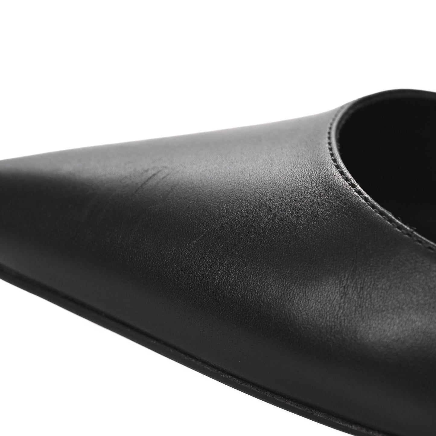 Calfskin Kiara 40 Pumps 39 Black