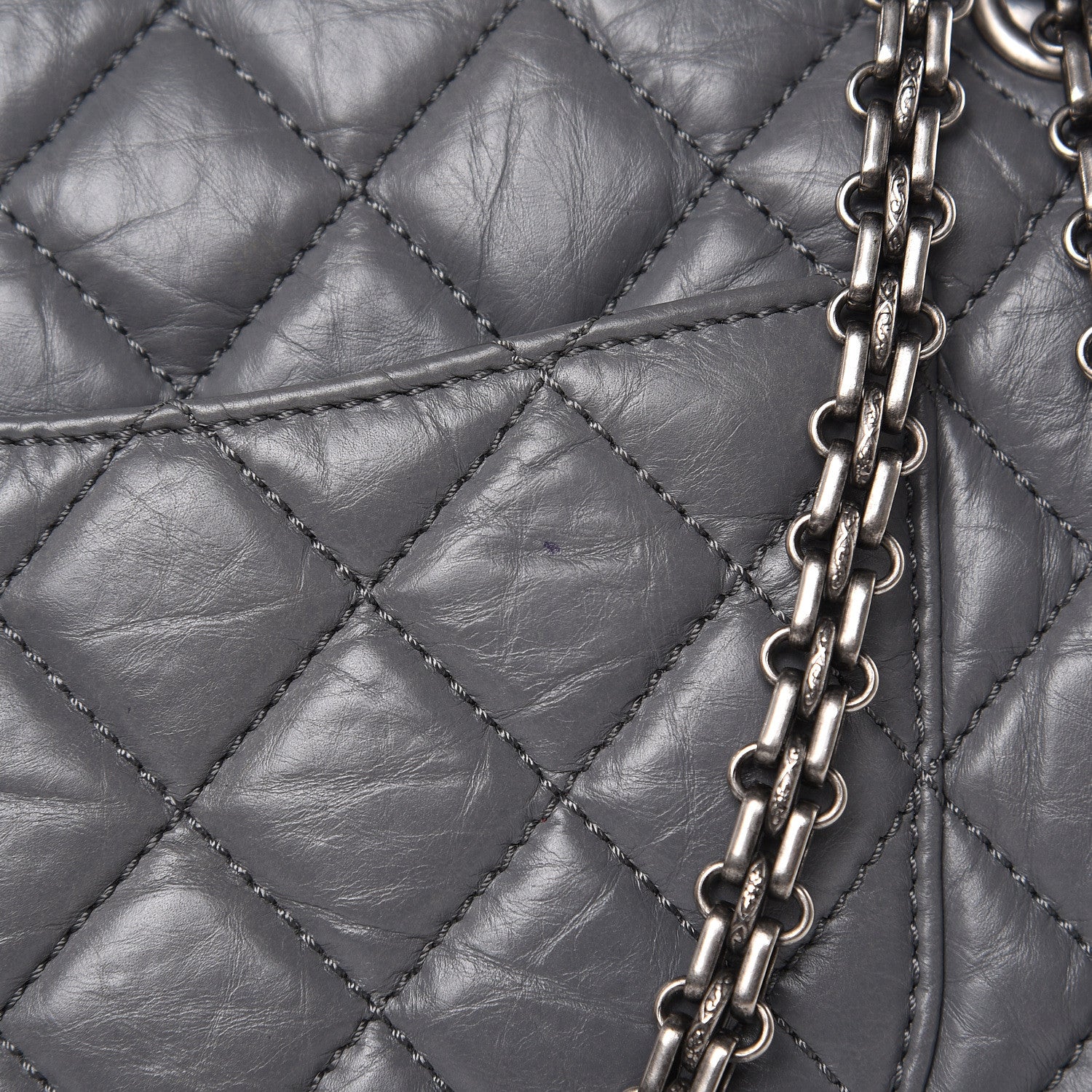 Chanel Aged Calfskin Medium Reissue Camera Case Grey 9 of 13