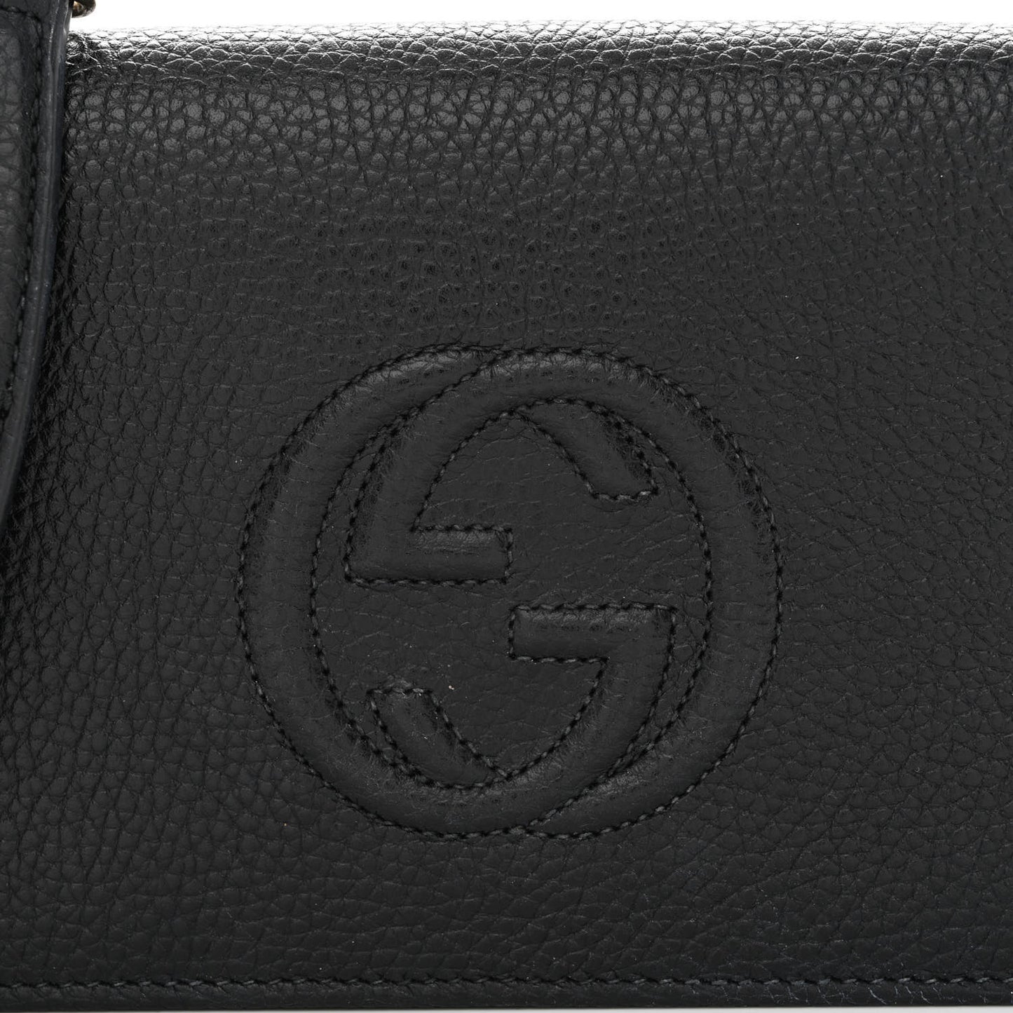 Pebbled Calfskin Soho Wallet on Chain Black