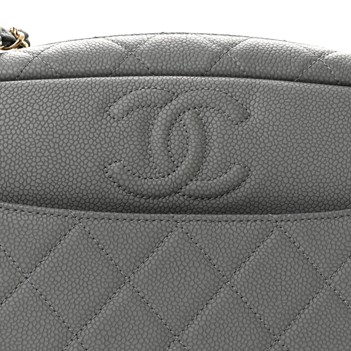 Iridescent Caviar Flat Quilted Small Coco Tassel Camera Case Grey