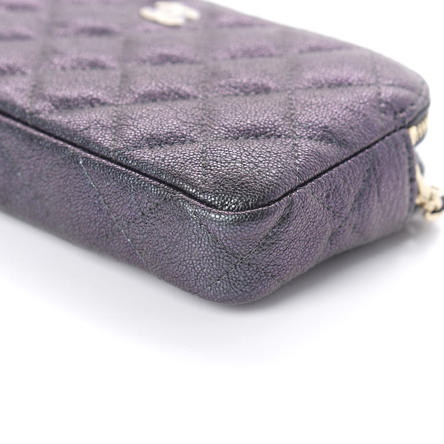 Iridescent Caviar Quilted Clutch With Chain Black