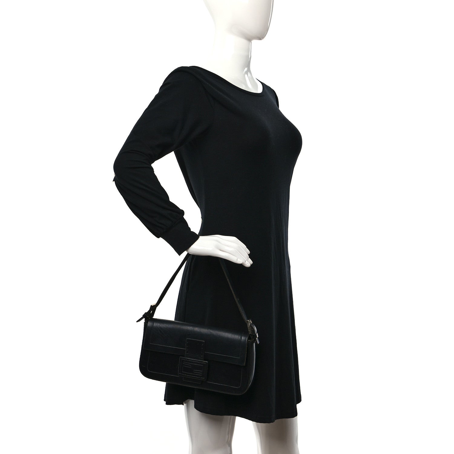 Fendi Calfskin Baguette Black 2 of 15