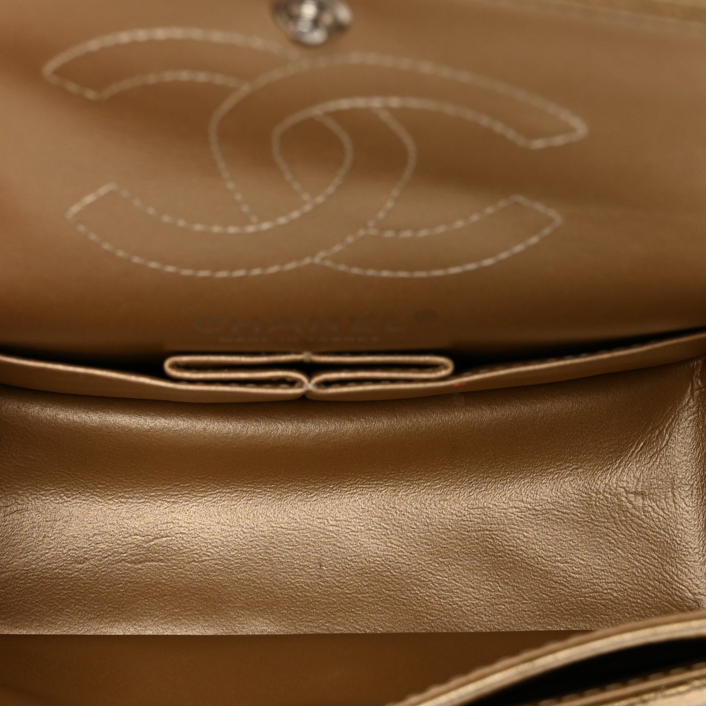 Metallic Lambskin Quilted 2.55 Reissue 224 Flap Gold