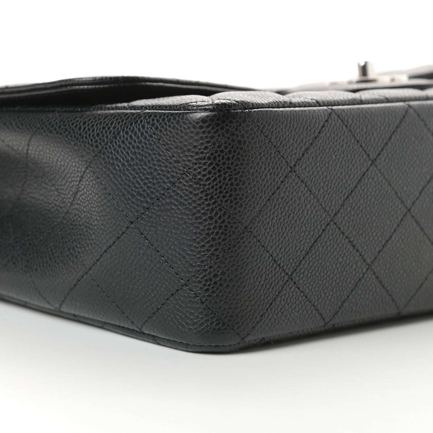 Caviar Quilted Jumbo Single Flap Black