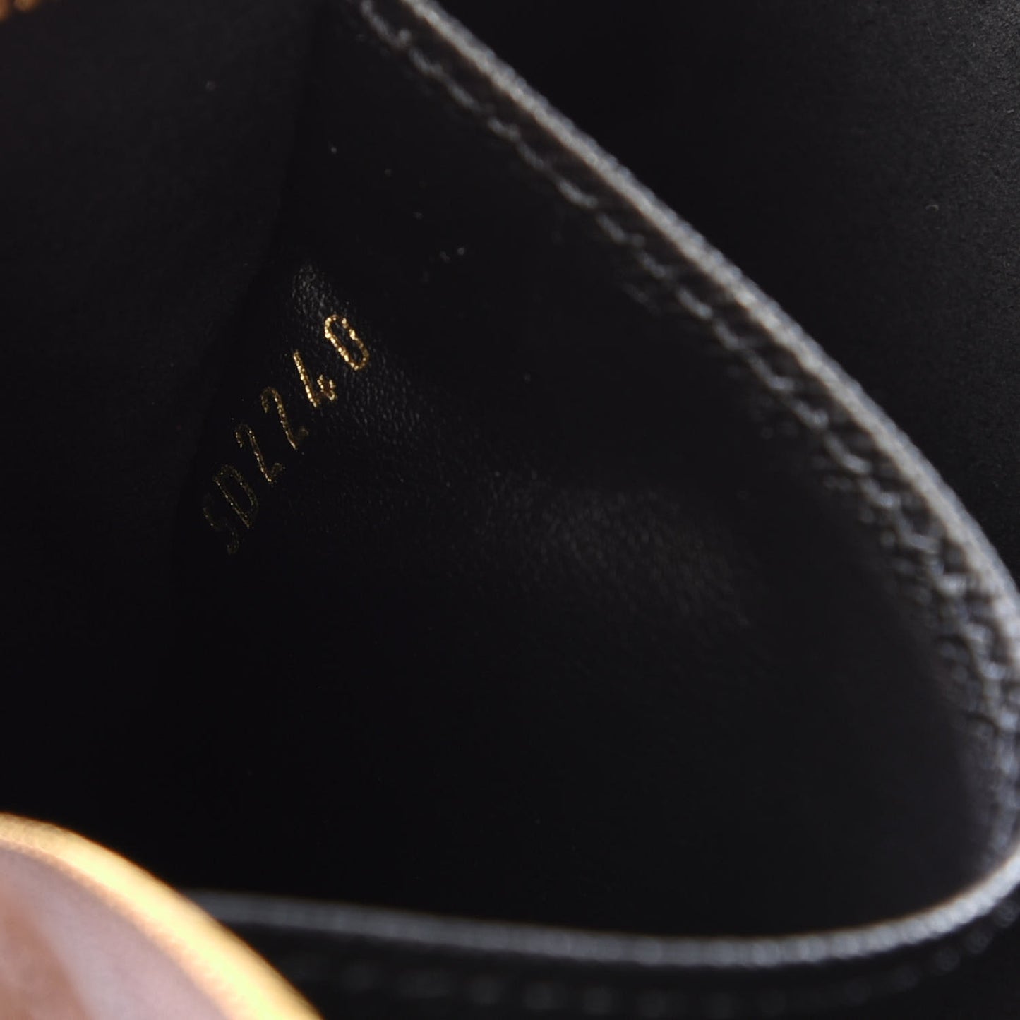 Reverse Monogram Giant Double Zip Pochette