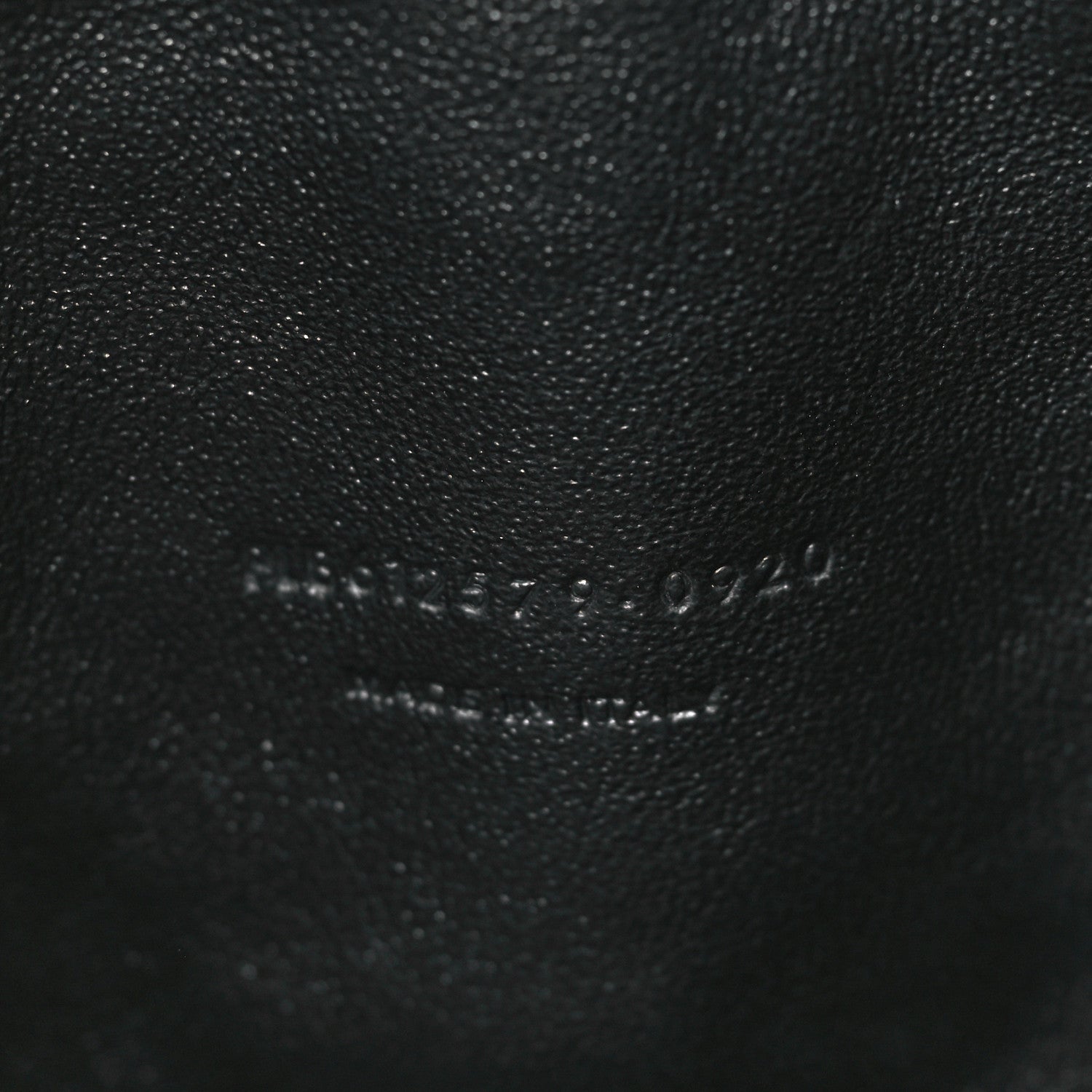 Saint Laurent Grain De Poudre Matelasse Monochrome Monogram Mini Lou Camera Bag Black 7 of 9