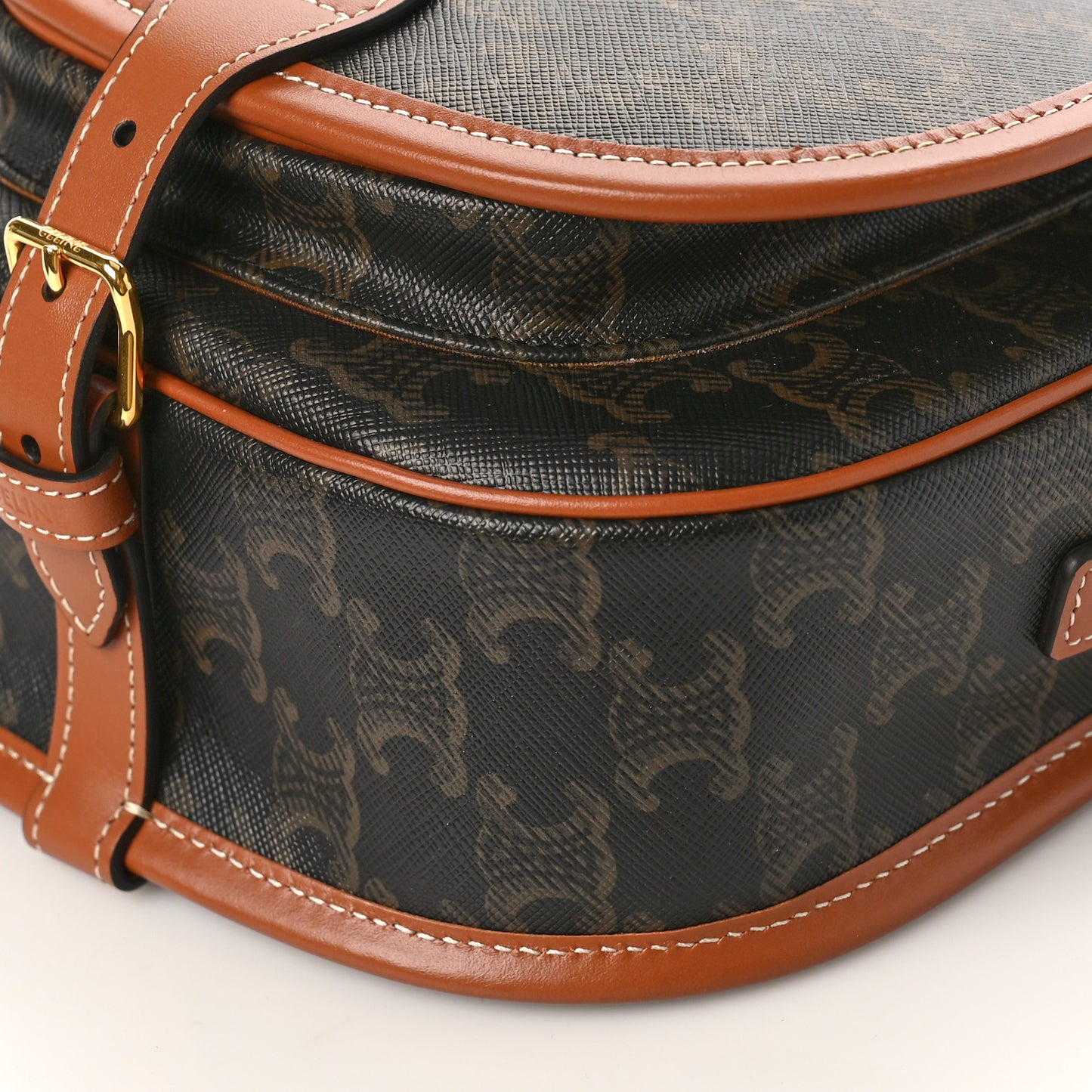 Triomphe Canvas Medium Folco Bag Tan