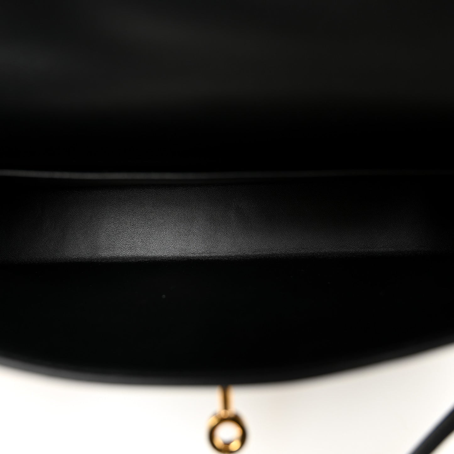 Chevre Chamkila Kelly Elan Black