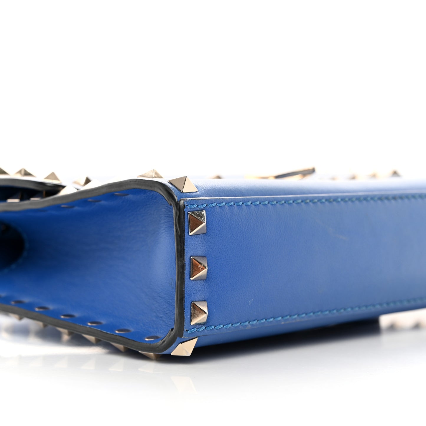 Vitello Medium Rockstud Flip Lock Crossbody Bag Acid Blue