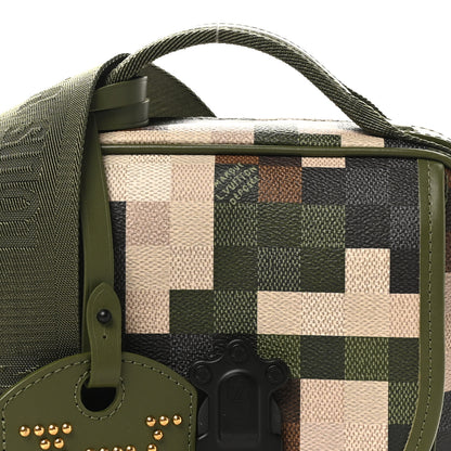 Louis Vuitton Damoflage Quest Messenger Green 7 of 9