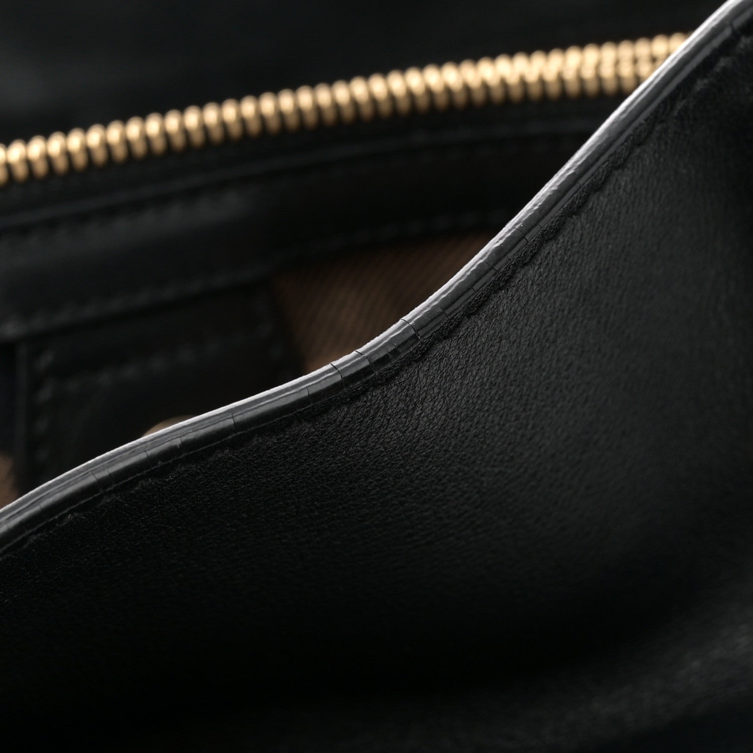 Burberry Smooth Calfskin Medium Sartorial Banner Tote Black 12 of 15