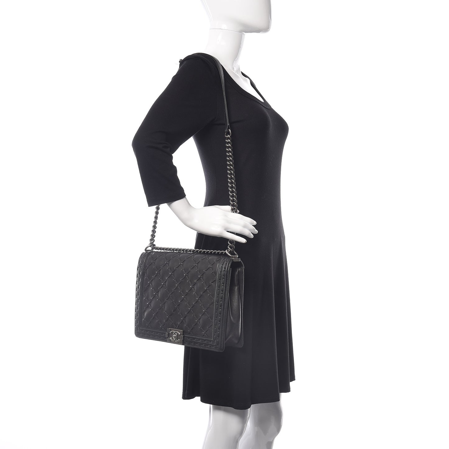 Caviar Stitched Large Boy Flap Black