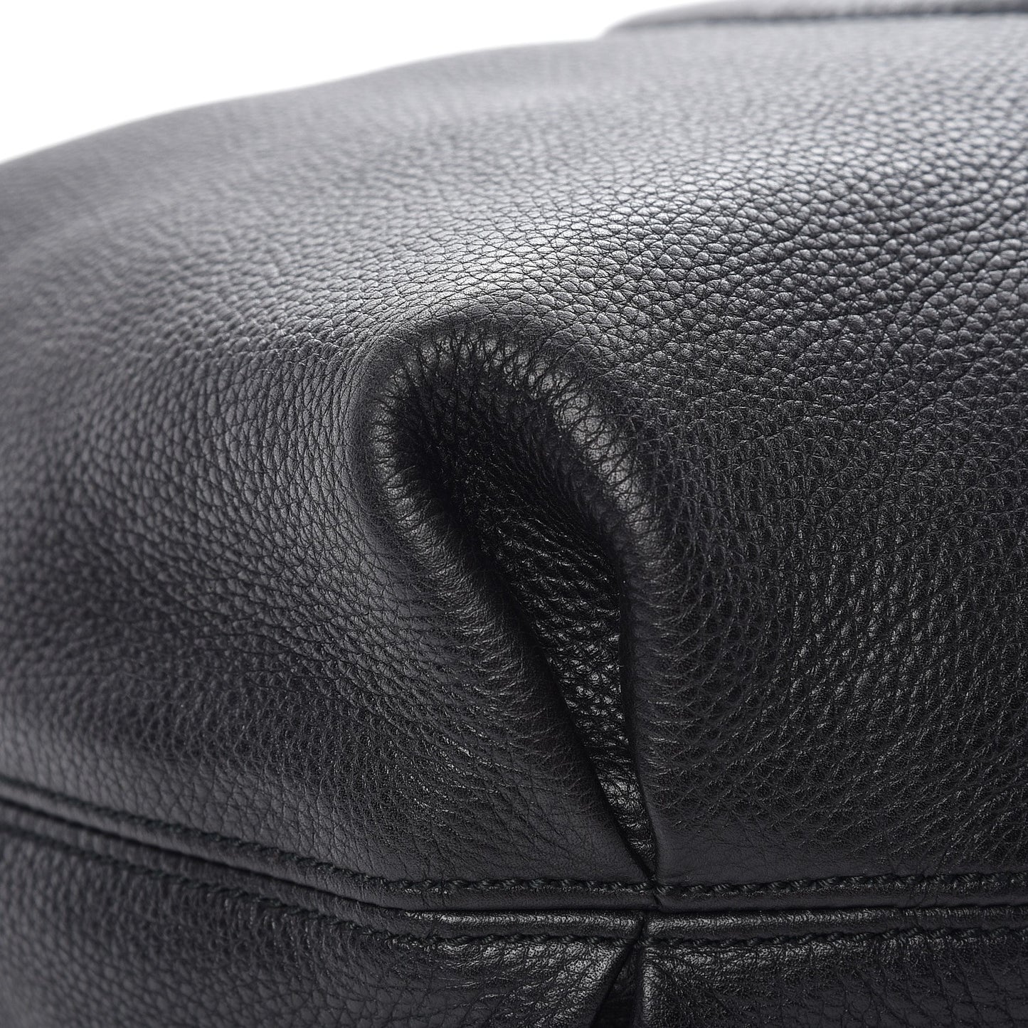 Pebbled Calfskin Soho Hobo Black