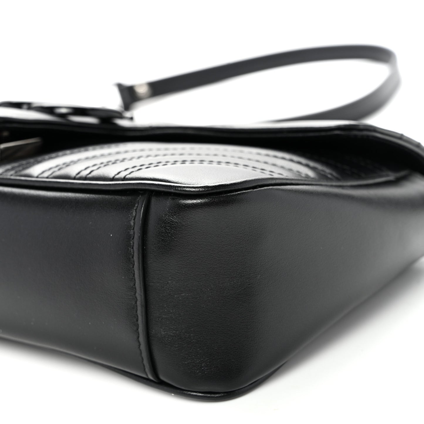 Calfskin Matelasse Monochrome Small GG Marmont Shoulder Bag Black