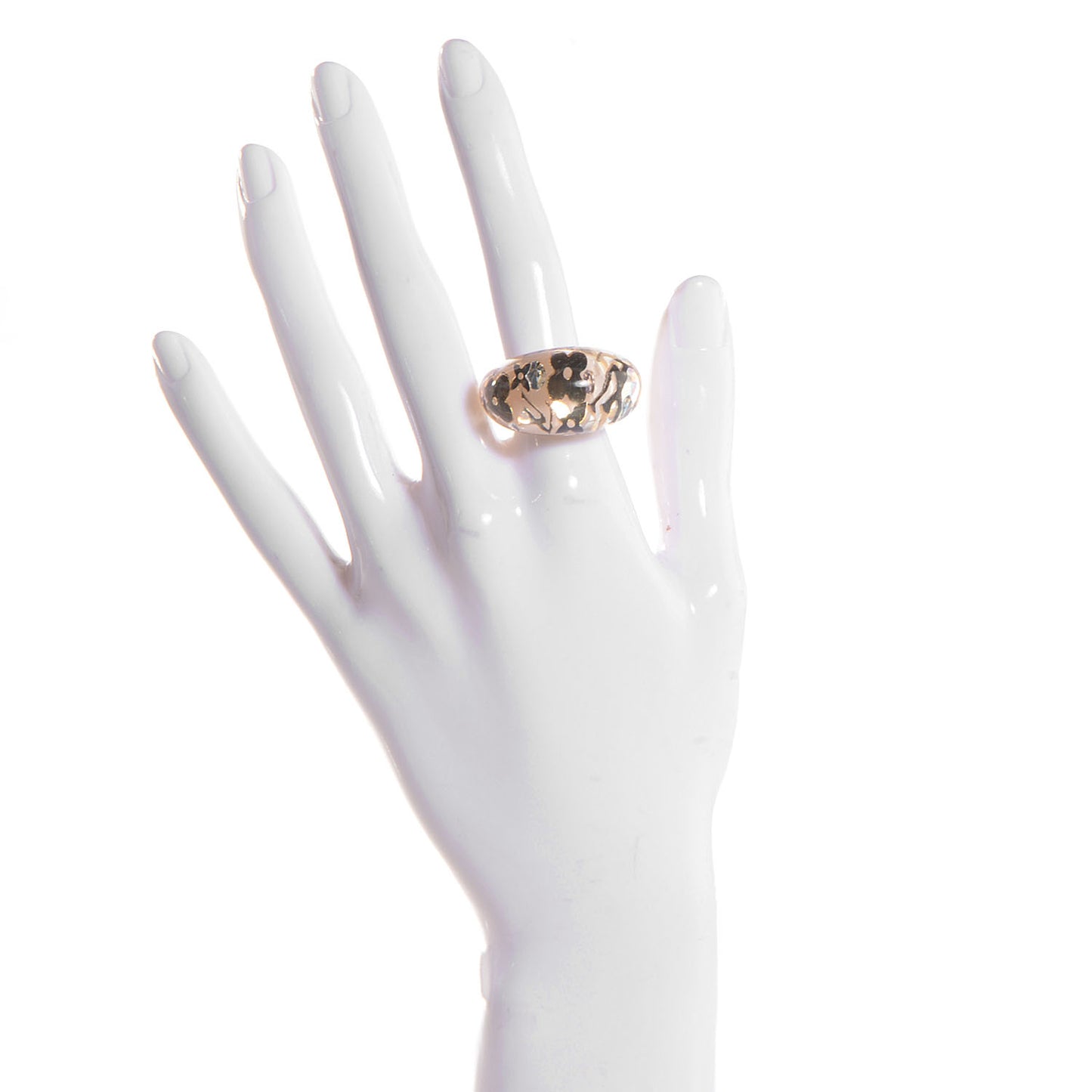 Inclusion Ring Transparent Medium 7