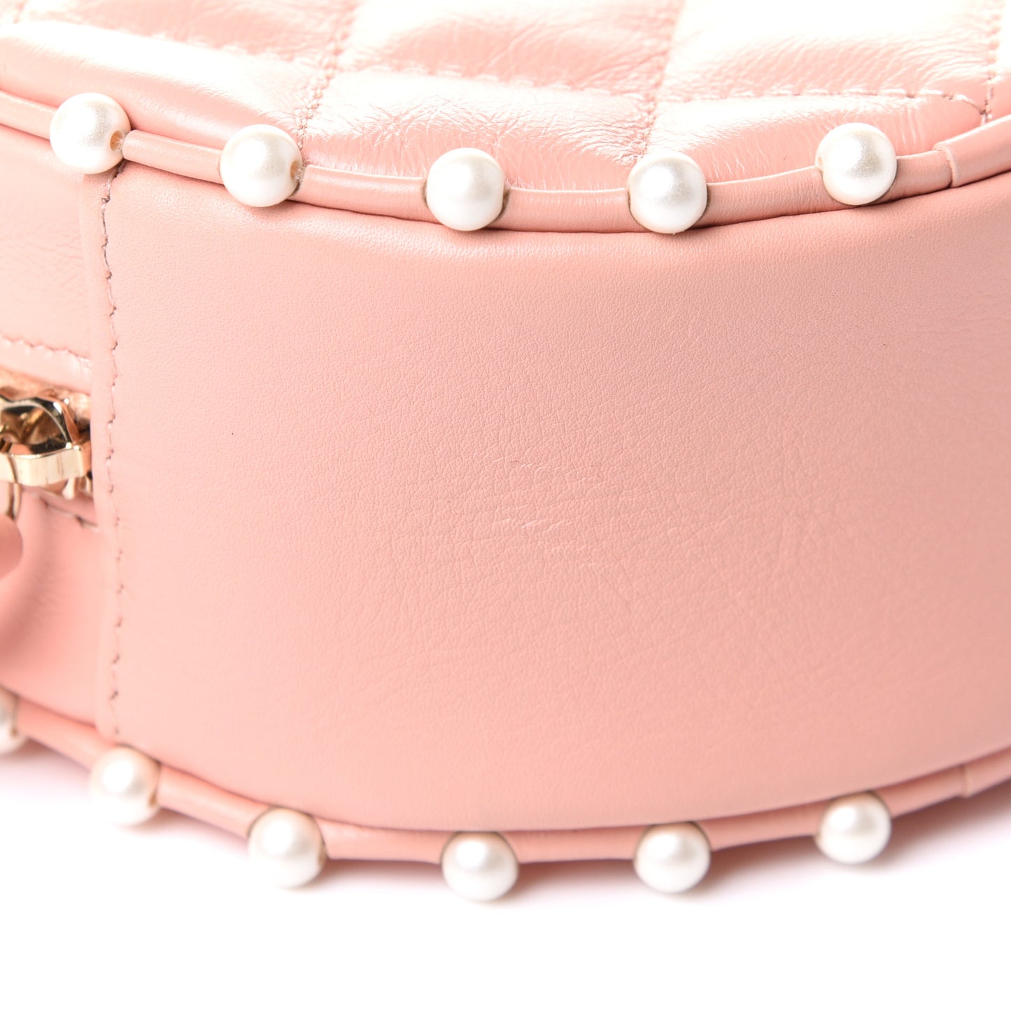 Calfskin Quilted Pearl Round Clutch With Chain Pink
