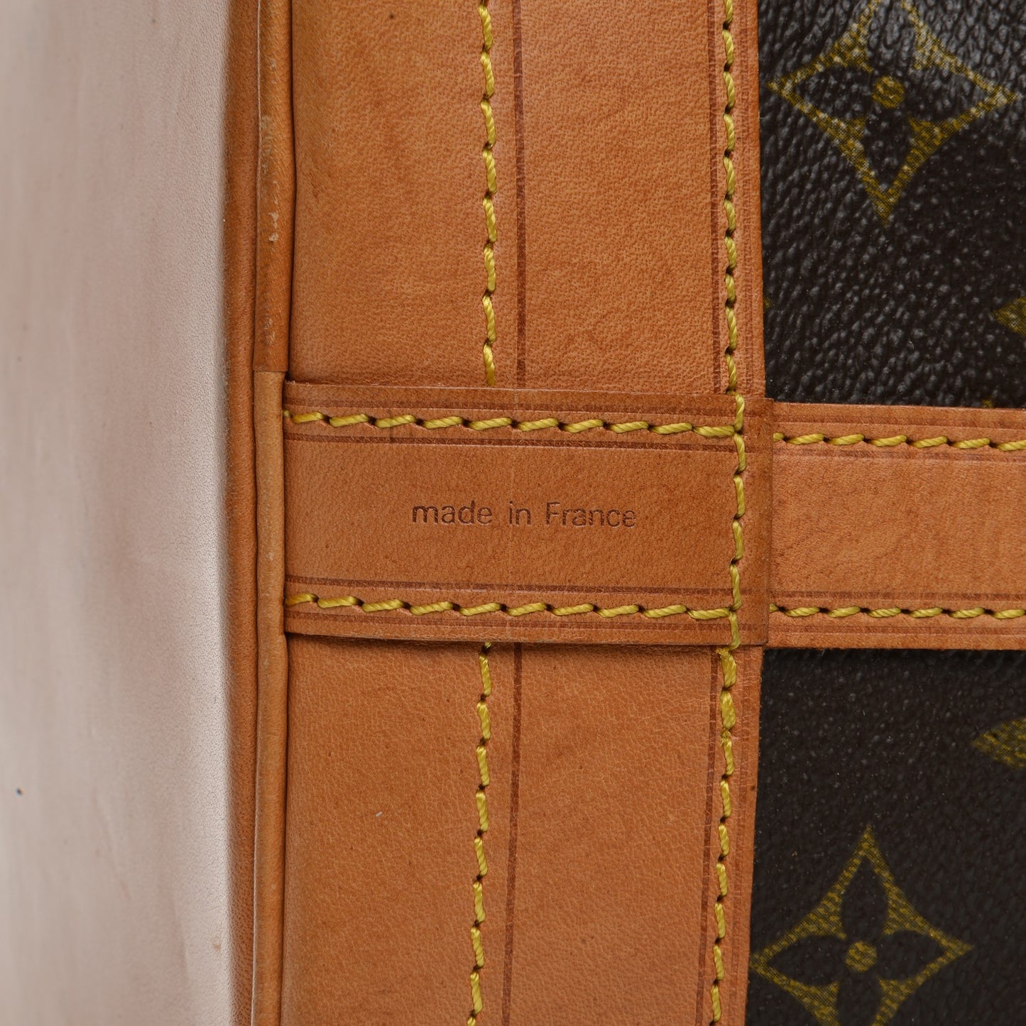 Monogram Noe