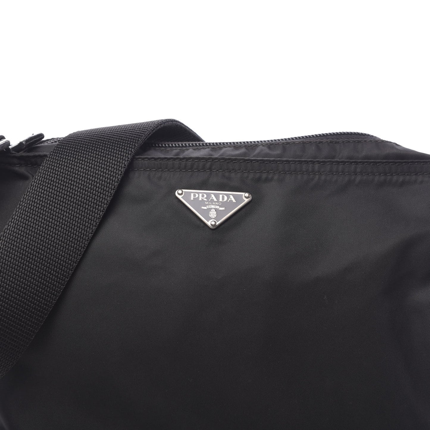 Nylon Flat Messenger Bag Black