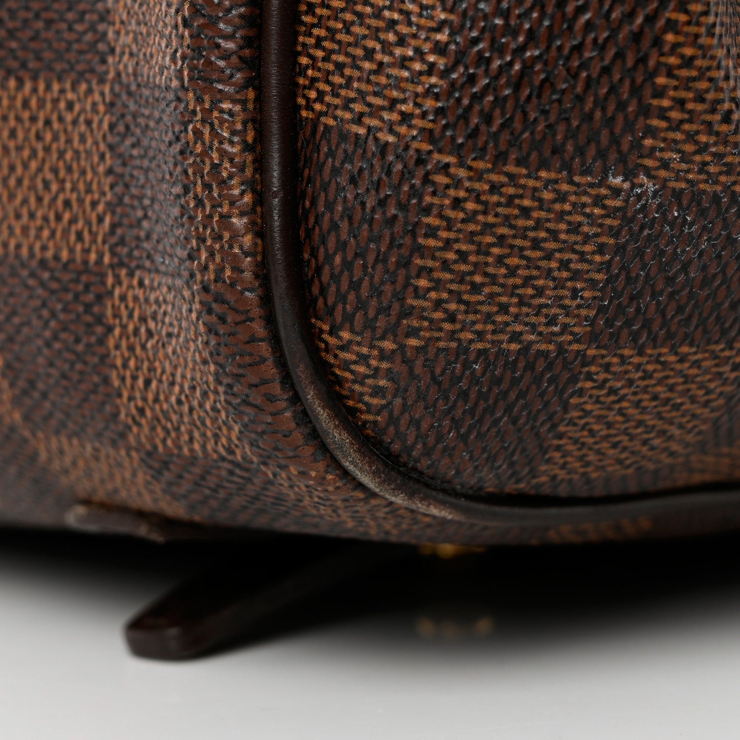 Damier Ebene Rivington GM