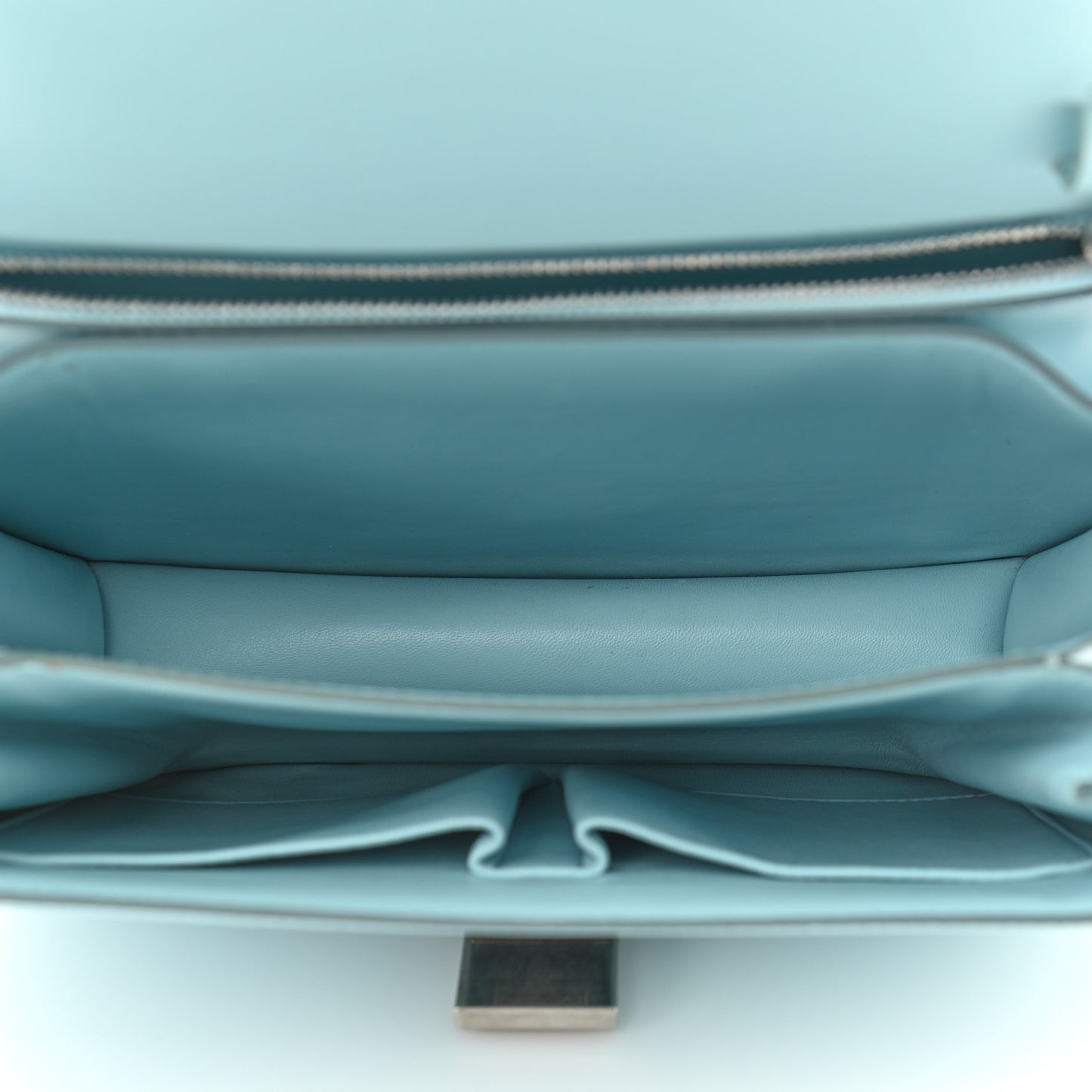 Box Calfskin Medium Classic Box Flap Bag Pool