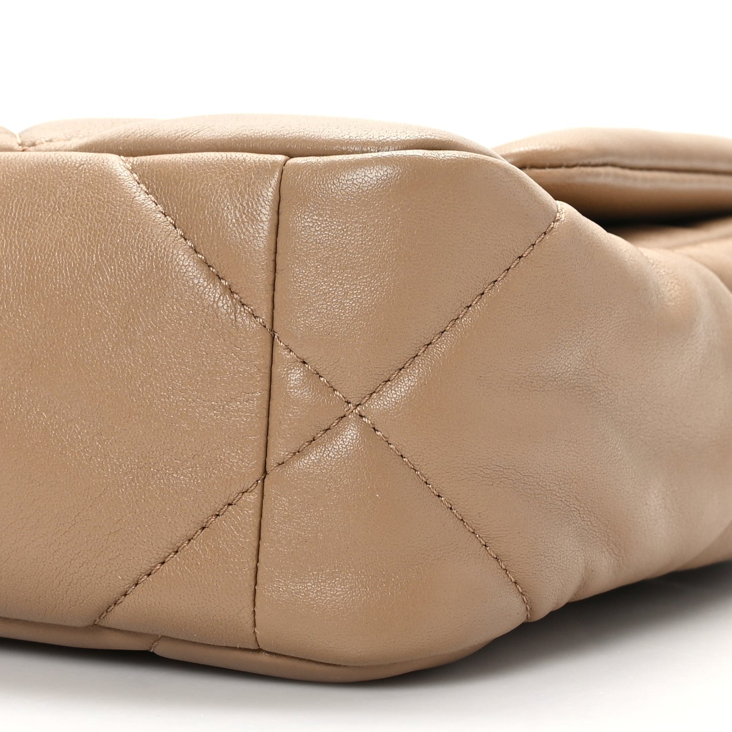 Lambskin Quilted Medium Chanel 19 Flap Dark Beige