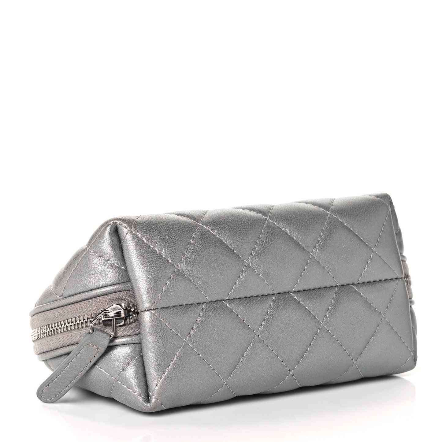 Metallic Lambskin Quilted 2.55 Reissue Cosmetic Pouch Silver