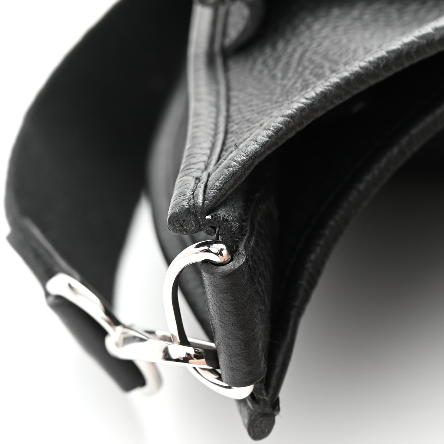 Taurillon Clemence Evelyne III PM Black