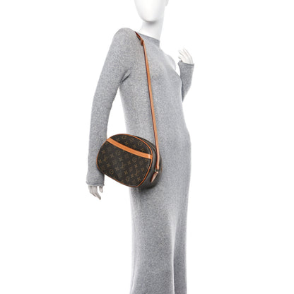 Louis Vuitton Monogram Blois 2 of 9