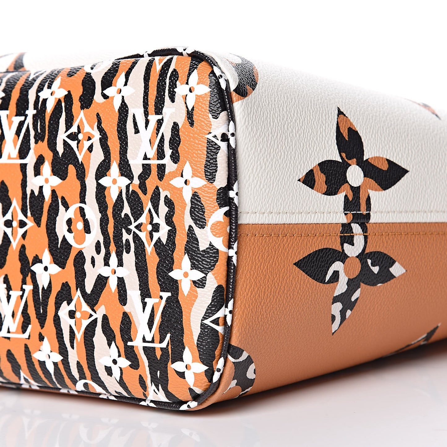 Monogram Giant Jungle Neverfull MM Ivory