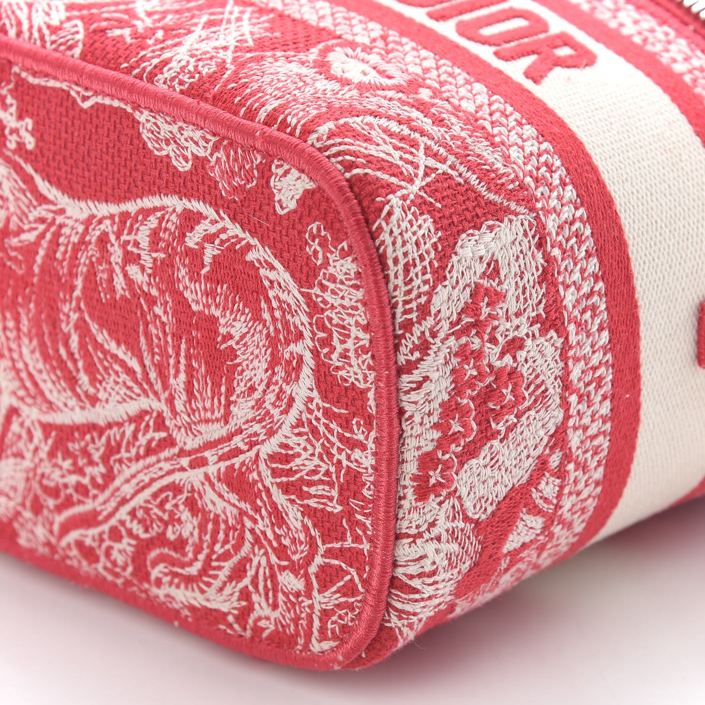 Canvas Embroidered Toile De Jouy Small Travel Vanity Case Fuchsia