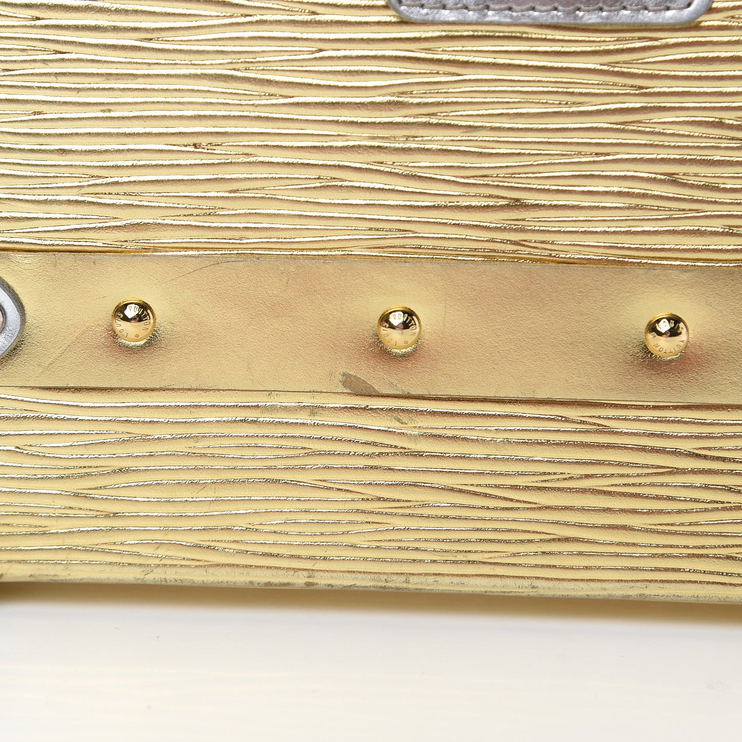 Metallic Epi Petite Malle Gold