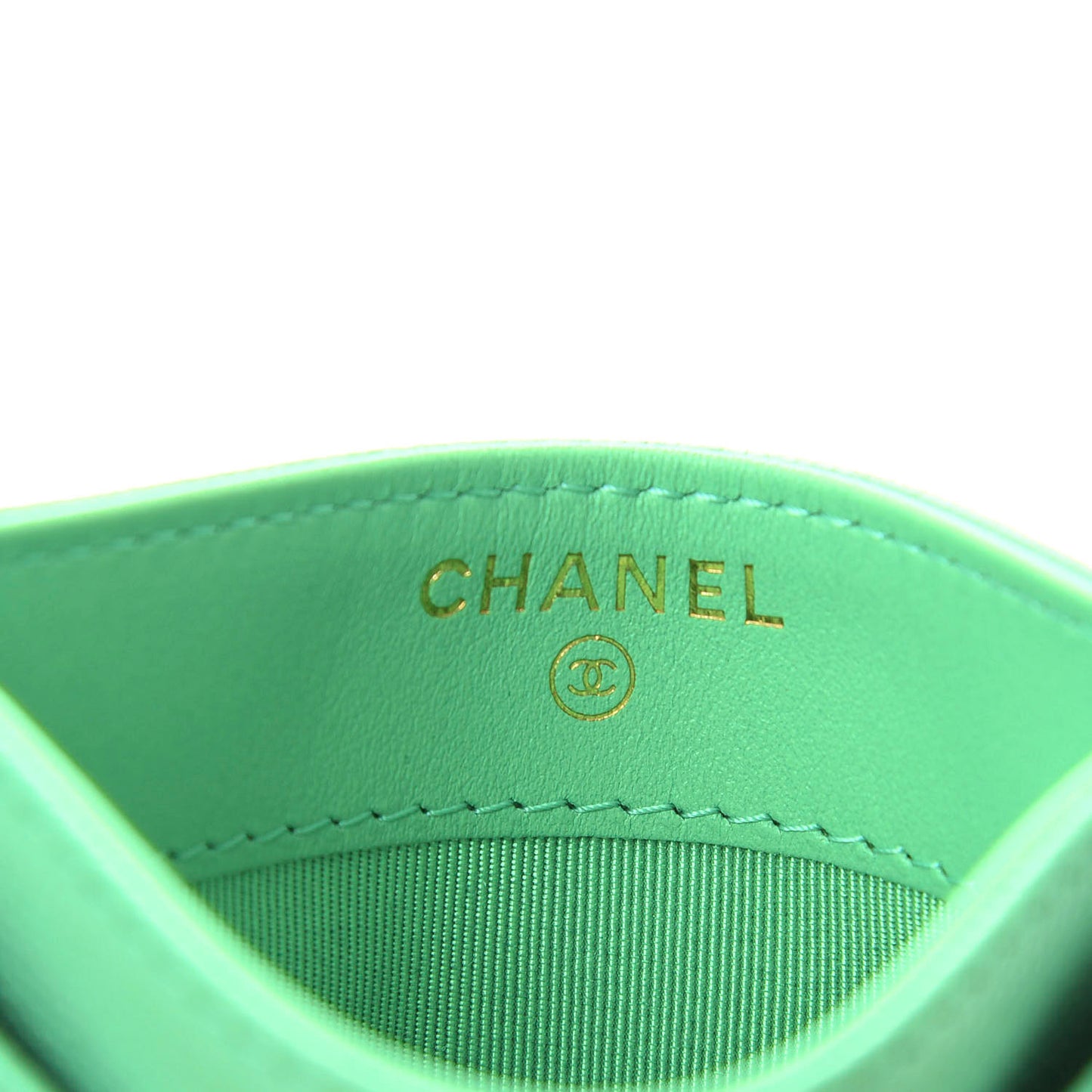 Caviar Quilted Card Holder Green