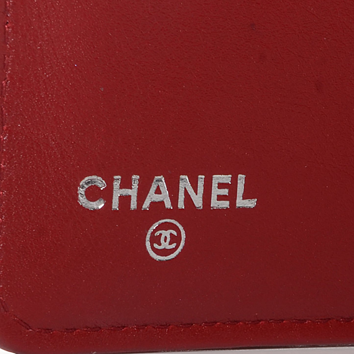 Caviar Quilted Zipped Pocket Wallet Red