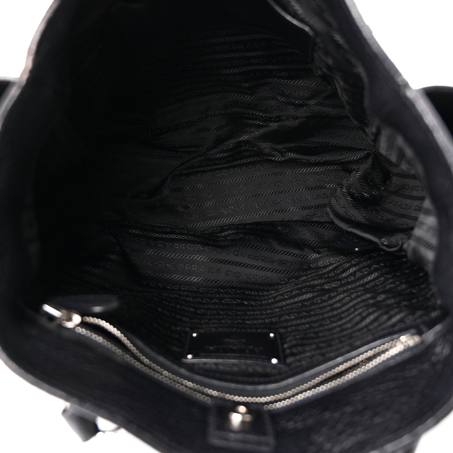 Vitello Daino Side Pocket Tote Black