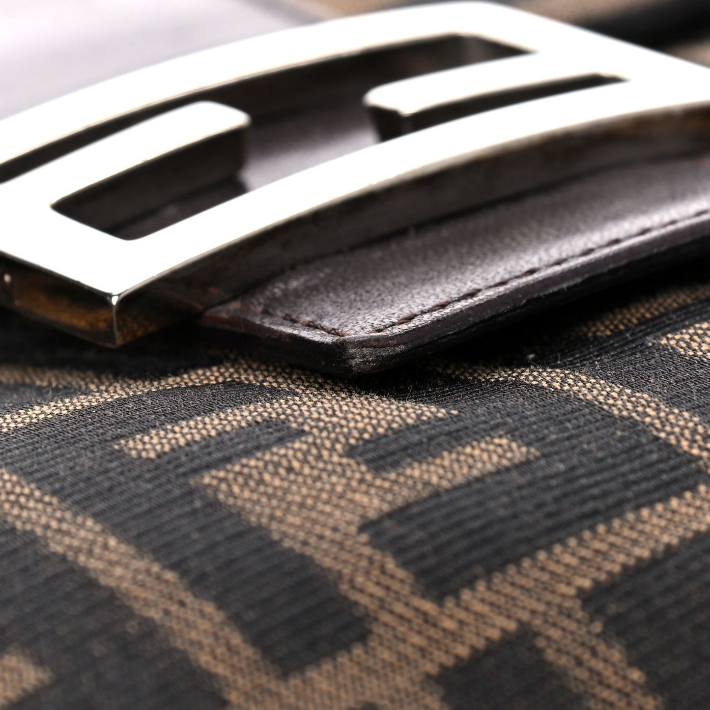 Zucca Shoulder Bag Tobacco