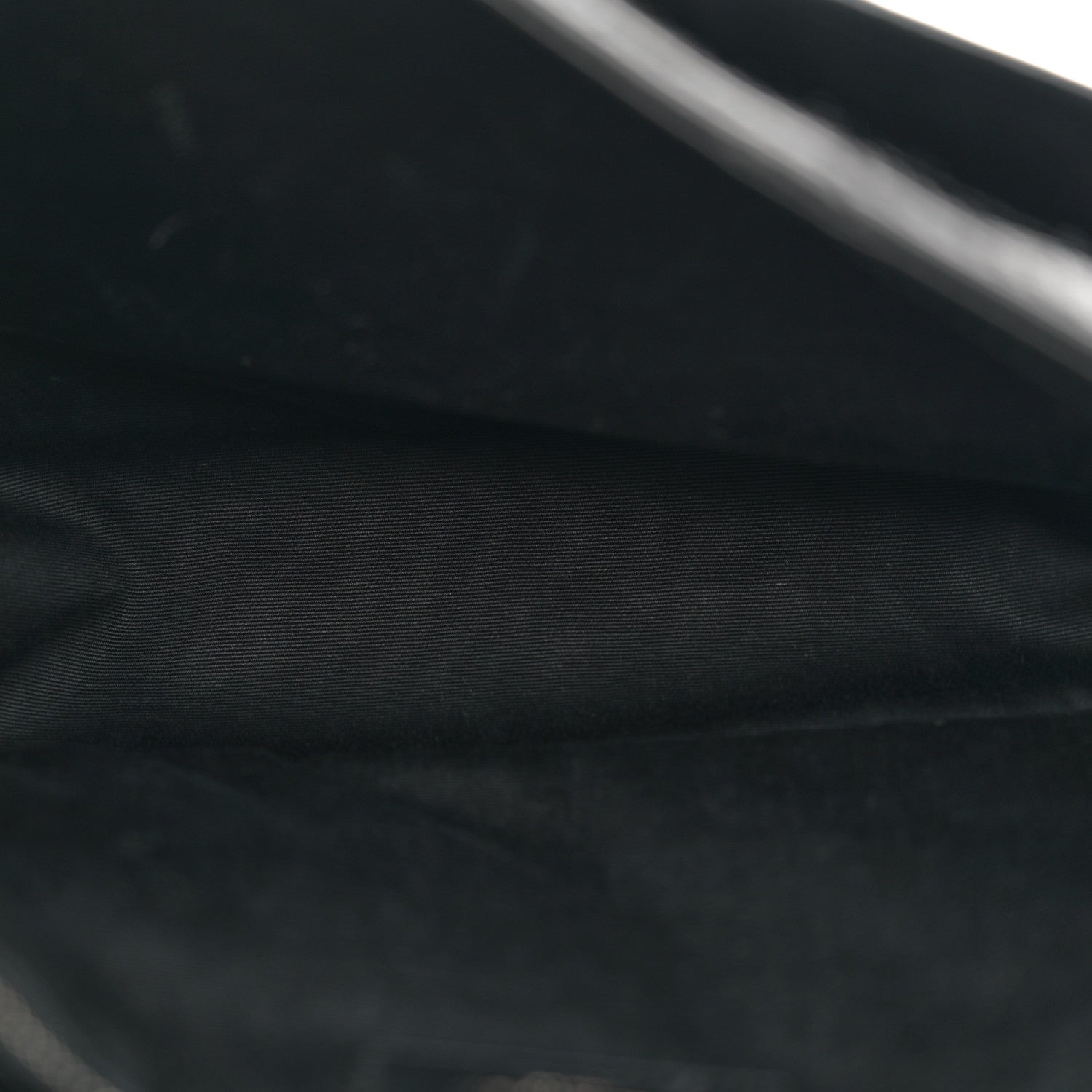 Saint Laurent Crinkled Calfskin Matelasse Monogram Medium Niki Chain Satchel Black 5 of 12