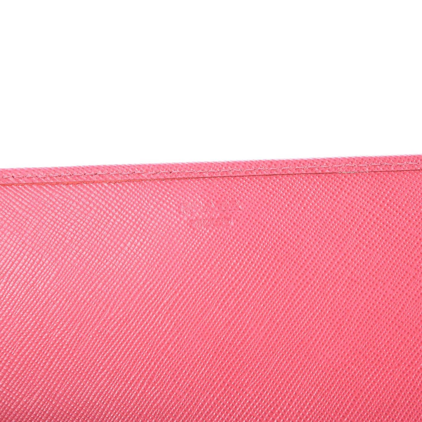 Saffiano Metal Oro Chain Wallet Peonia