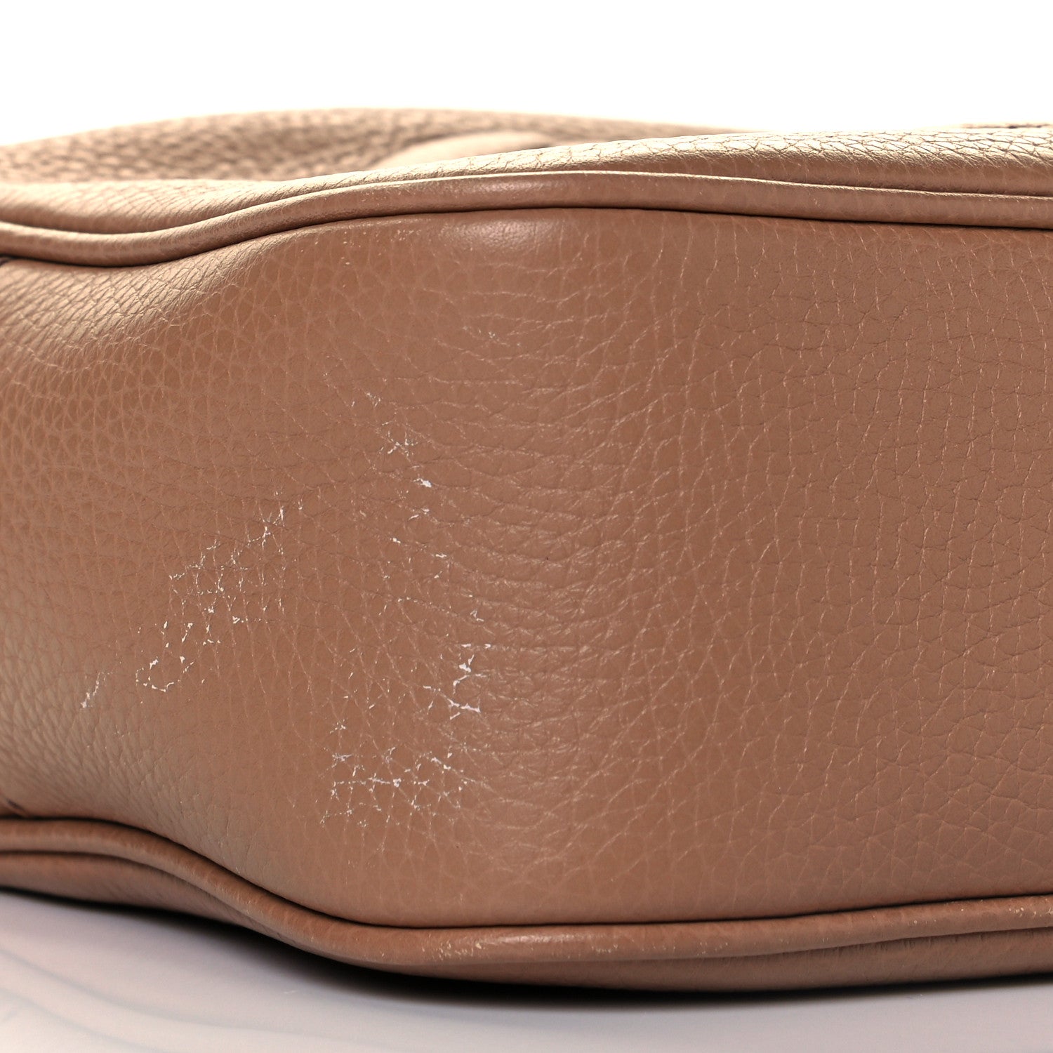 Gucci Pebbled Calfskin Small Soho Disco Bag Camelia 8 of 11
